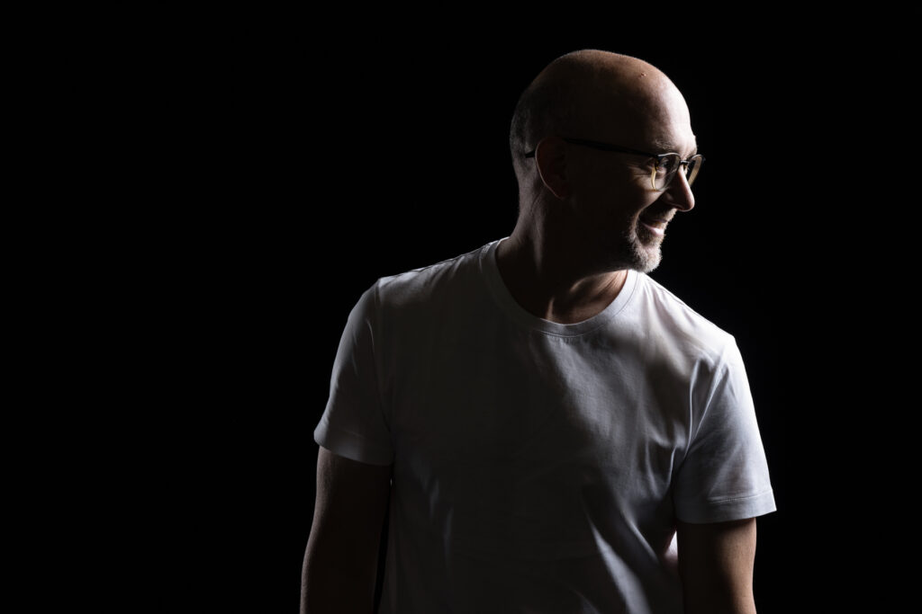 Enoki's corporate portraits in the studio