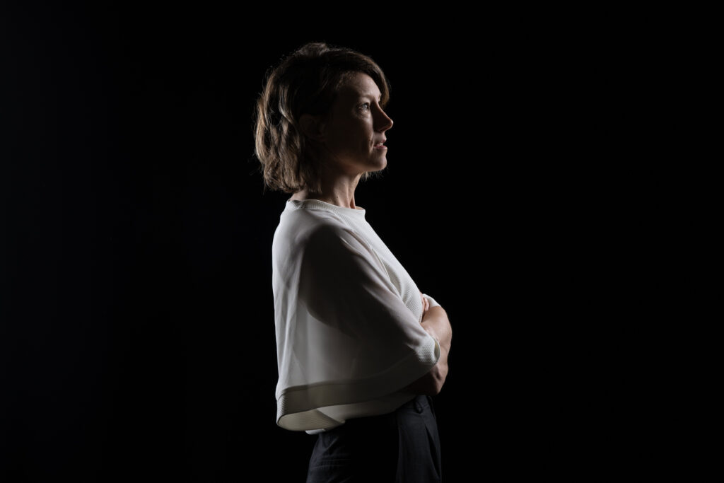 Enoki's corporate portraits in the studio