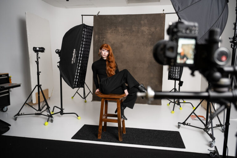 Colour Gel 1:1 Session with Lindsay Rainey