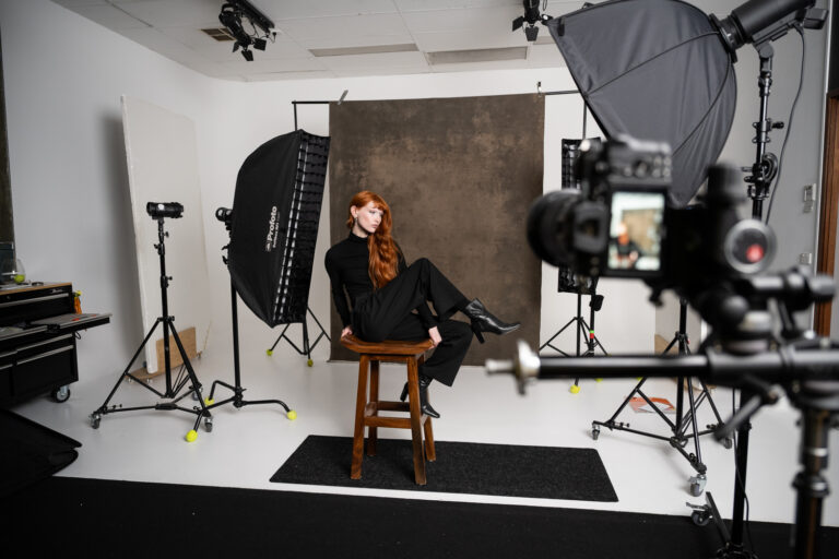 Colour Gel 1:1 Session with Lindsay Rainey