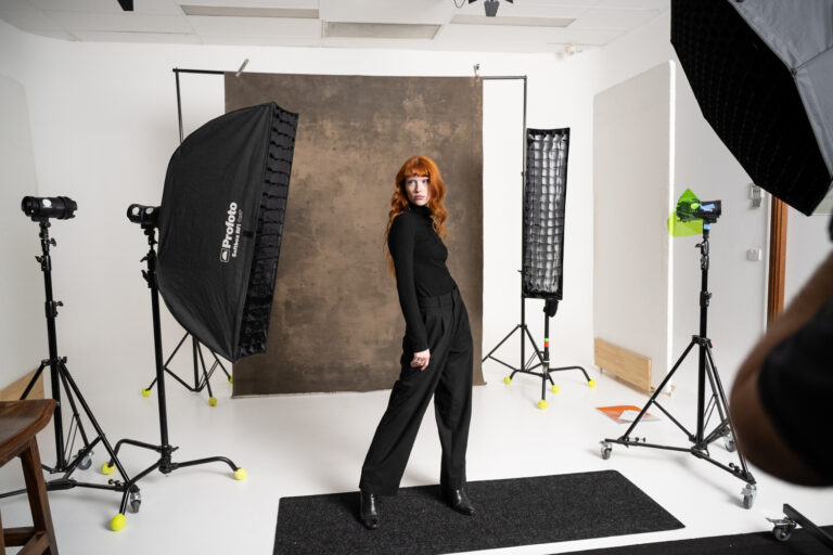 Colour Gel 1:1 Session with Lindsay Rainey